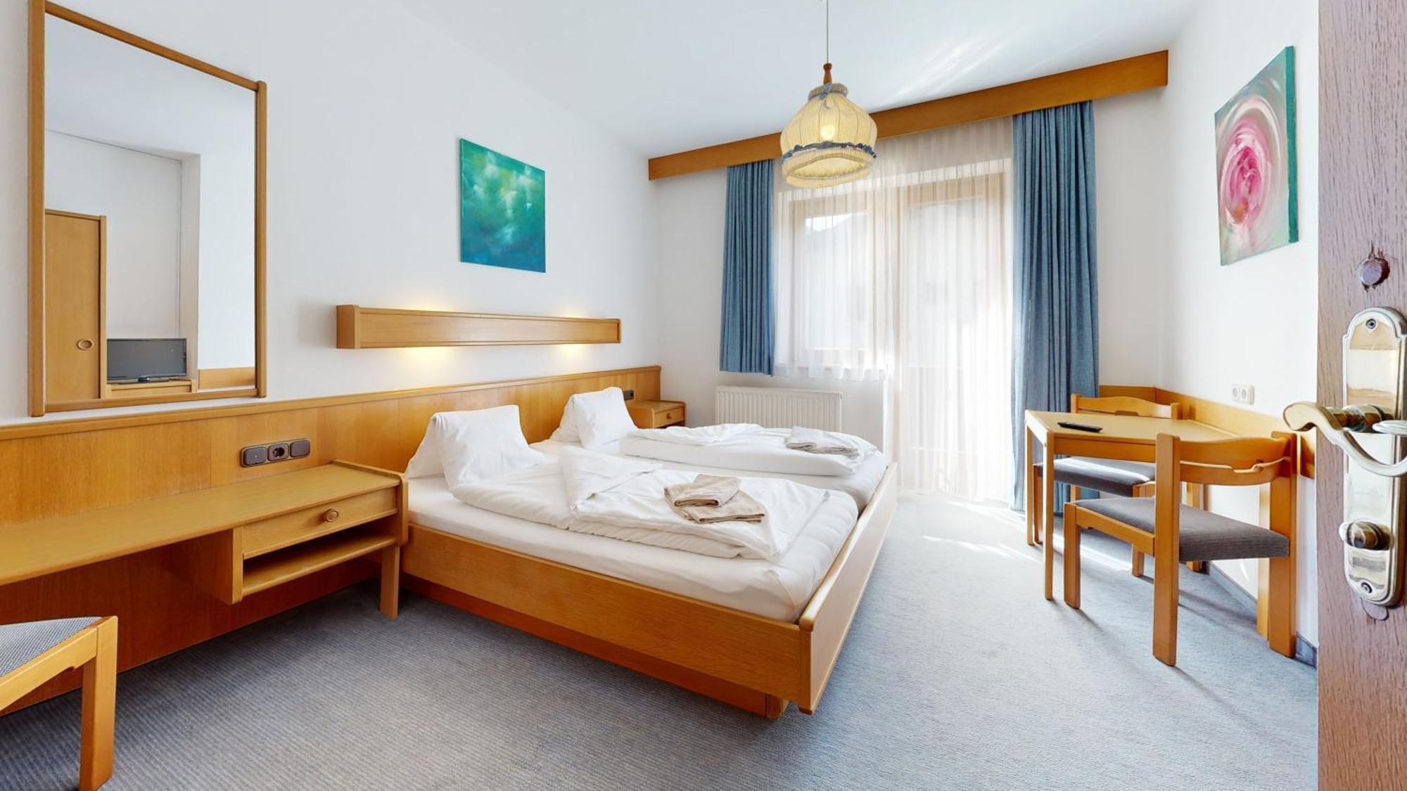 Brixana Hotell Brixen im Thale Exteriör bild