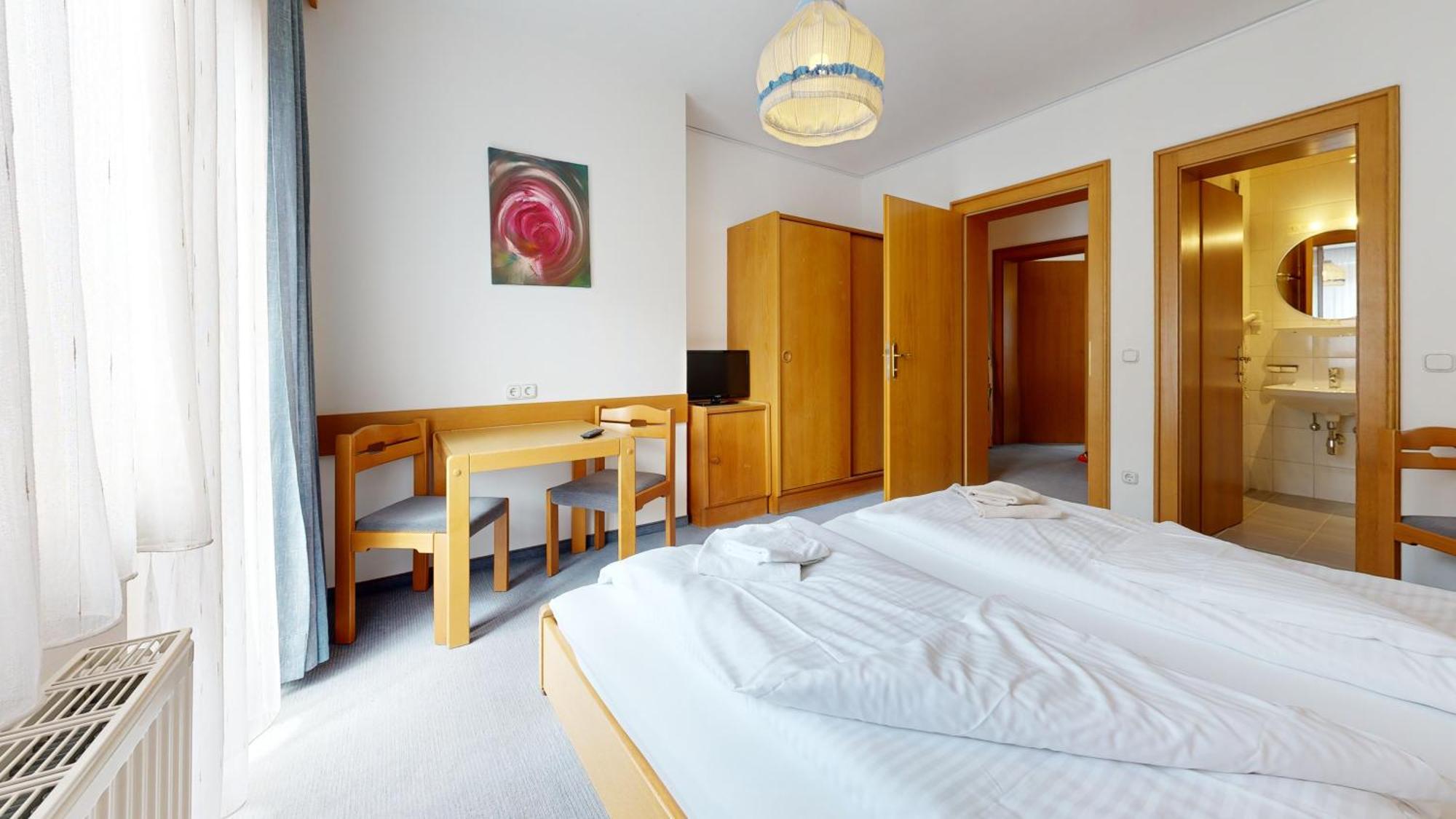 Brixana Hotell Brixen im Thale Exteriör bild