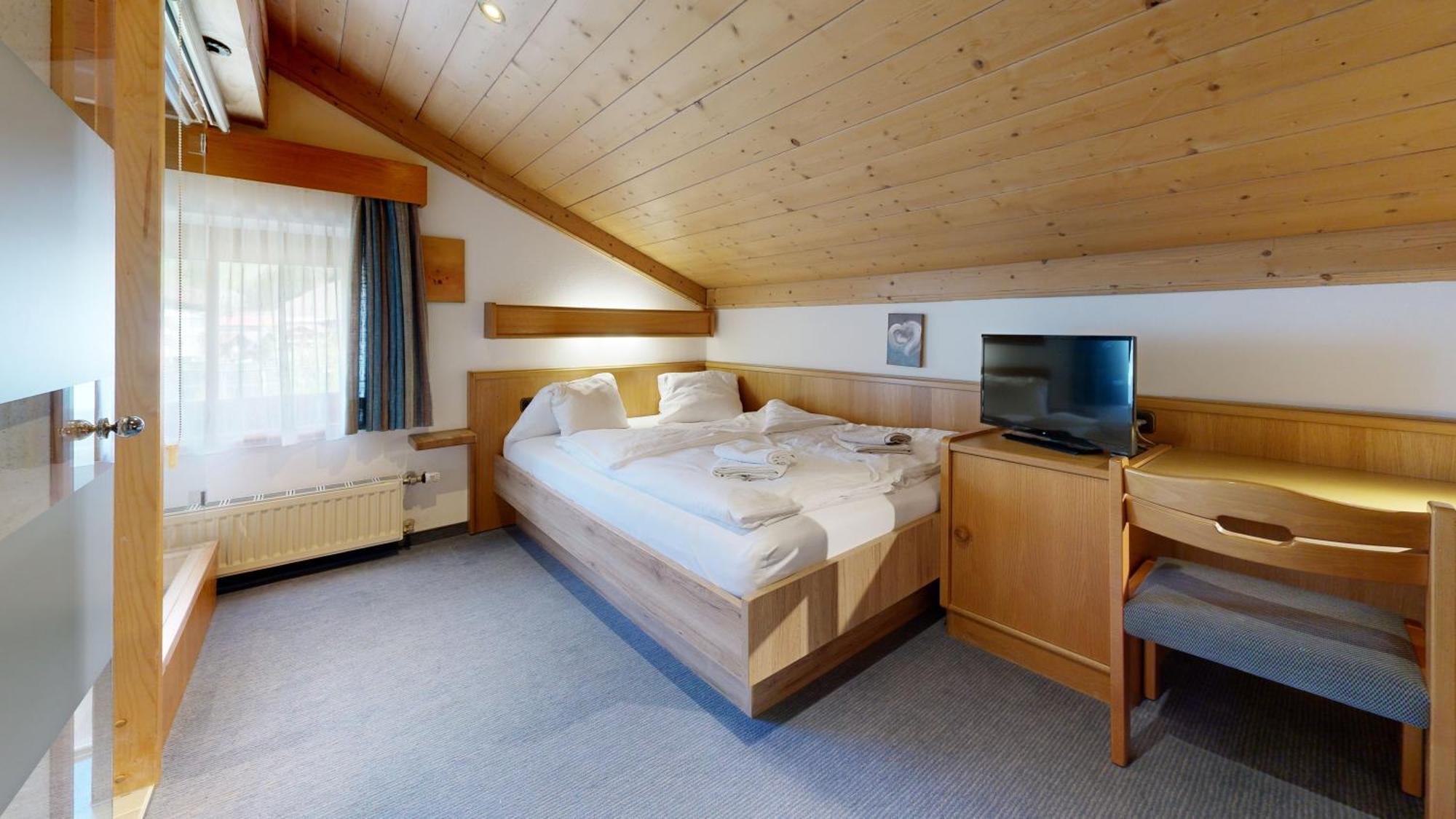 Brixana Hotell Brixen im Thale Exteriör bild
